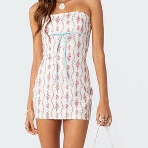 Edikted Strapless White and Pink Patterned Dress